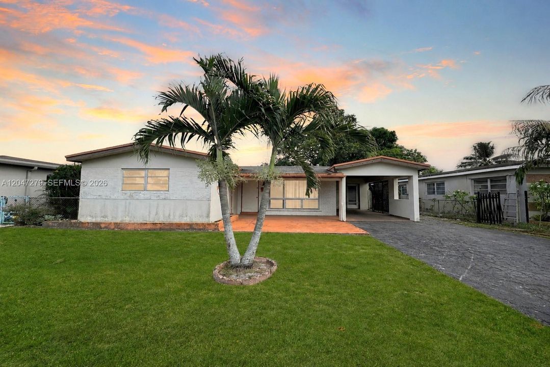 For Sale: $425,000 (3 beds, 2 baths, 1515 Square Feet)