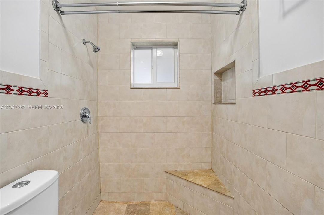 For Sale: $579,000 (4 beds, 2 baths, 1594 Square Feet)