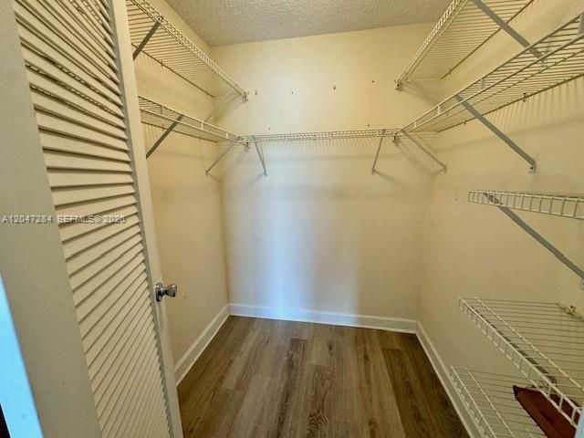 For Rent: $2,300 (2 beds, 2 baths, 1114 Square Feet)