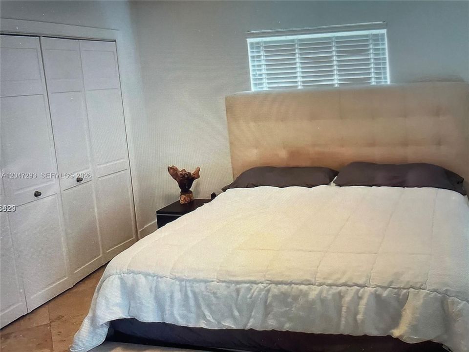 For Rent: $3,200 (3 beds, 2 baths, 1355 Square Feet)
