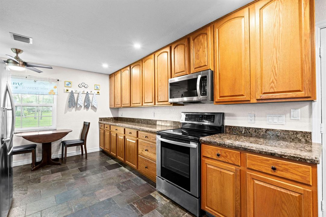 15-web-or-mls-A7409659