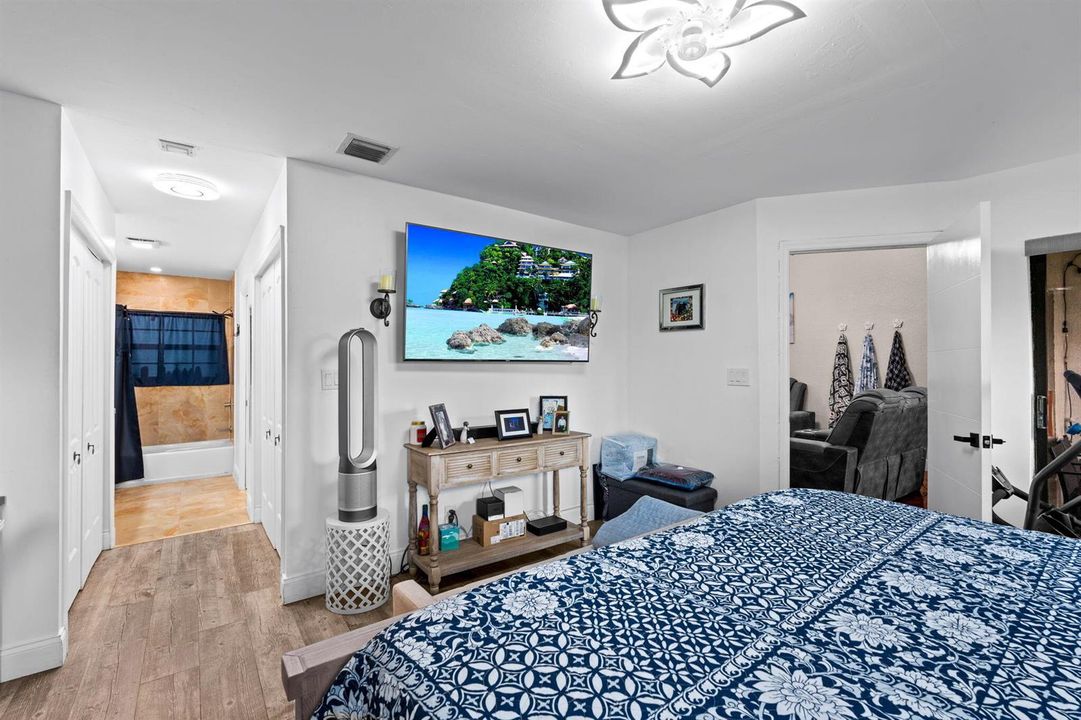 17-web-or-mls-A7409617