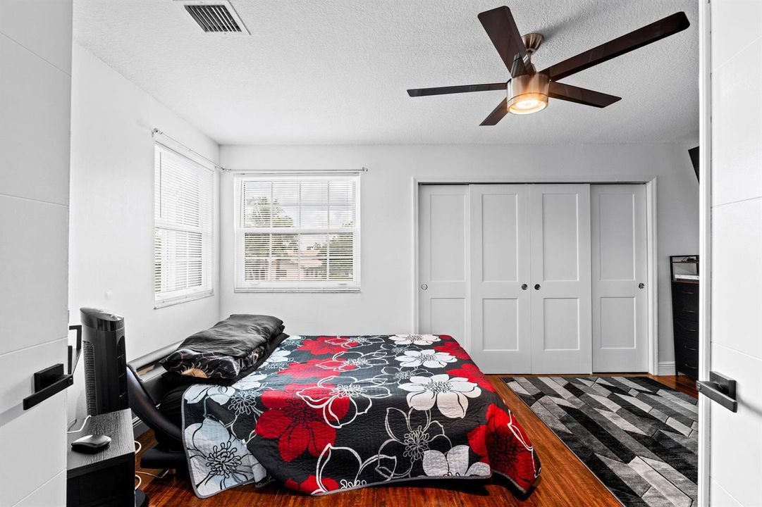 28-web-or-mls-A7409682