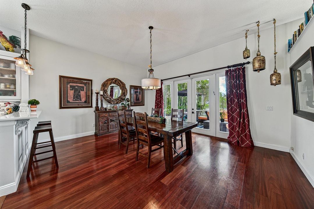 Dining/Kitchen