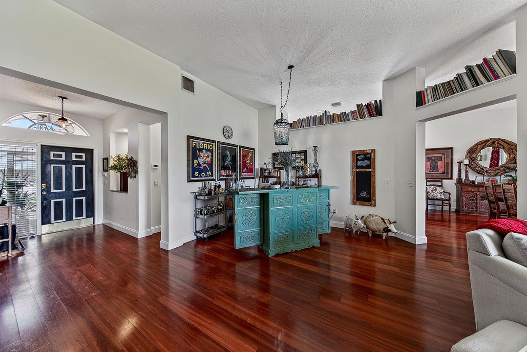Spacious Entry