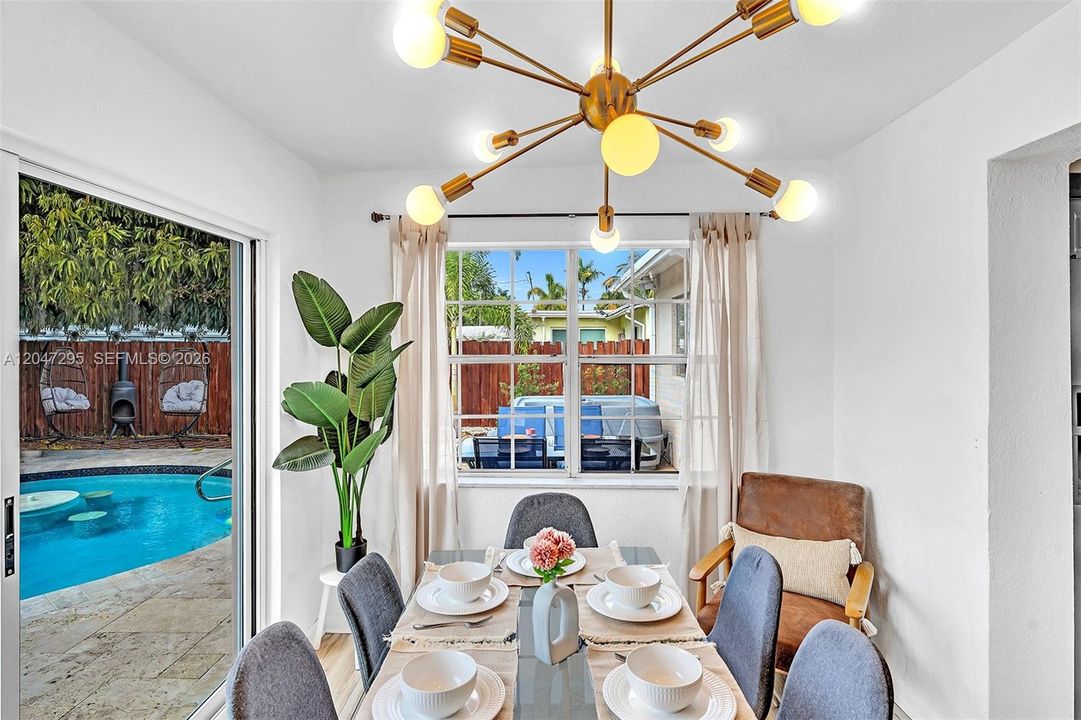 En Renta: $4,950 (4 camas, 2 baños, 1342 Pies cuadrados)