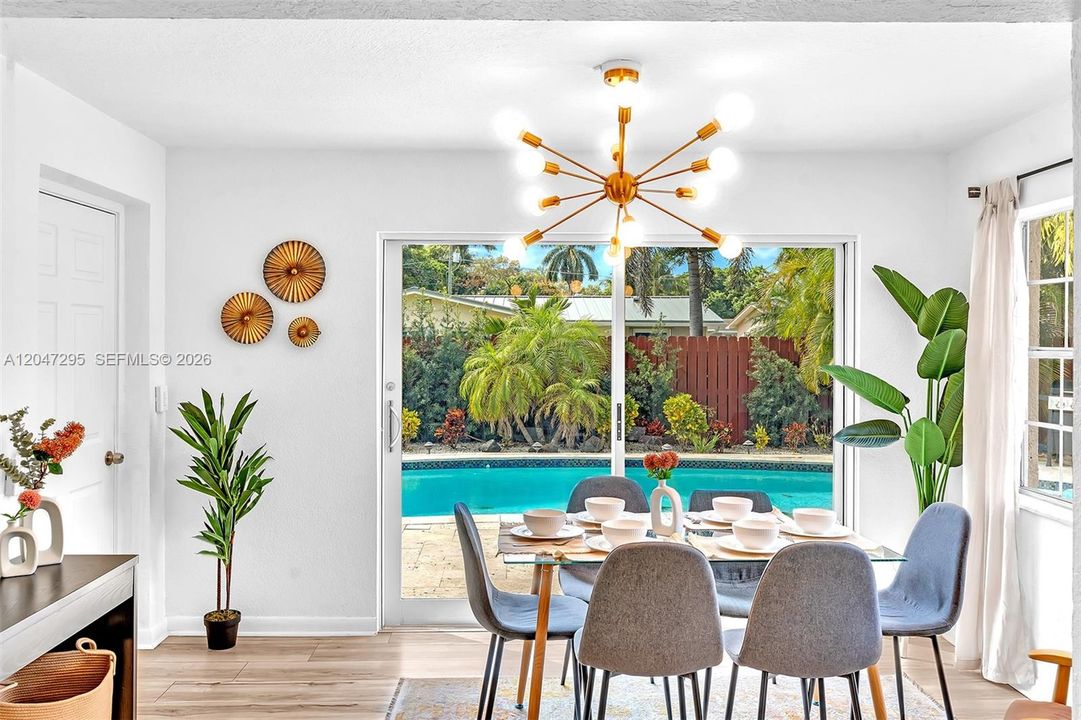 En Renta: $4,950 (4 camas, 2 baños, 1342 Pies cuadrados)