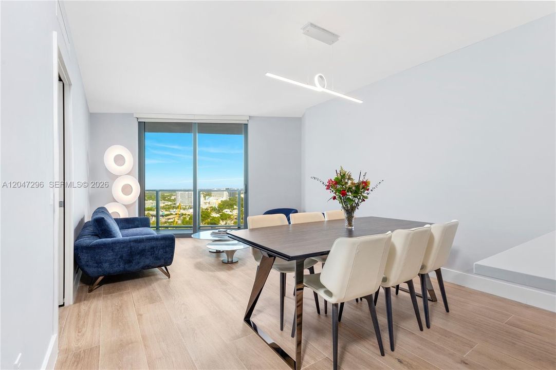 For Rent: $4,850 (2 beds, 2 baths, 1141 Square Feet)