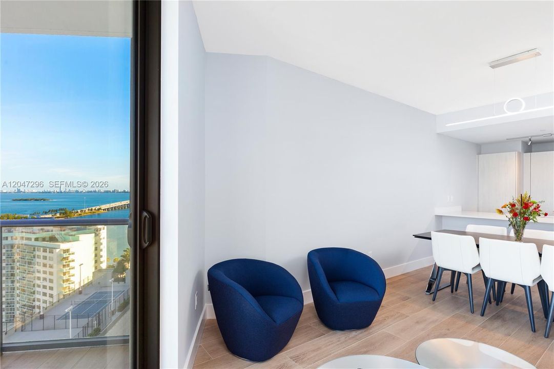 For Rent: $4,850 (2 beds, 2 baths, 1141 Square Feet)