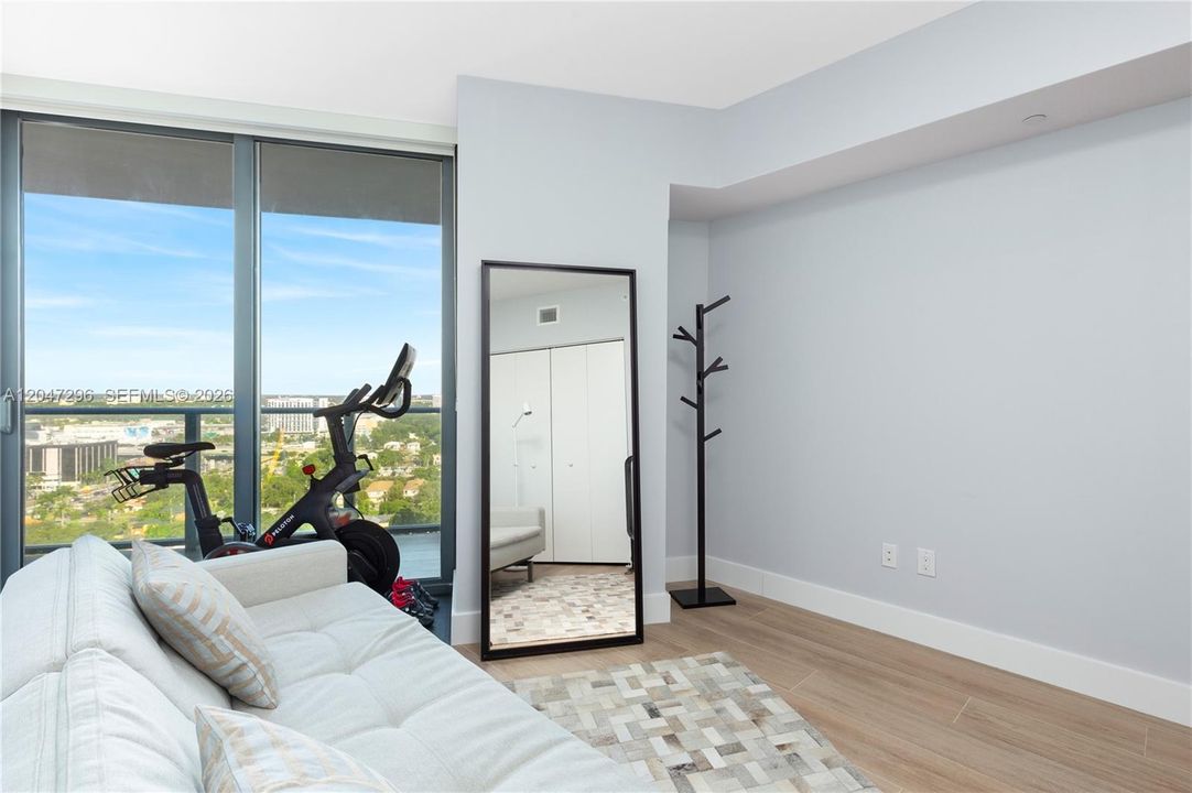 For Rent: $4,850 (2 beds, 2 baths, 1141 Square Feet)