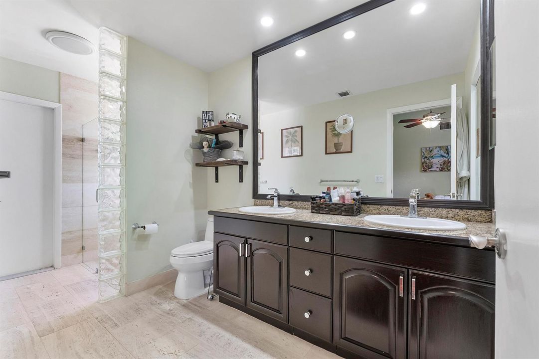 10662 Nw 7th Pl_030