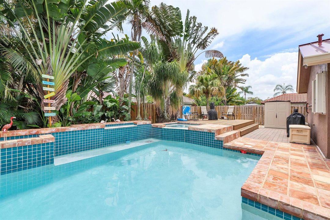 10662 Nw 7th Pl_019