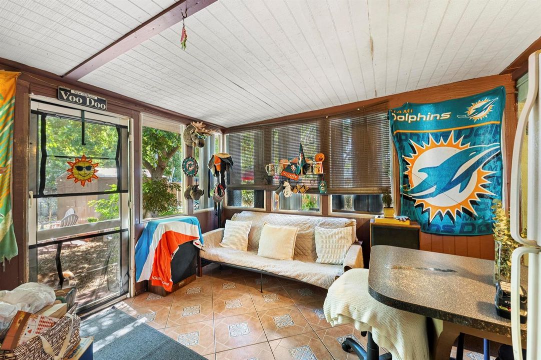 Screened in Porch