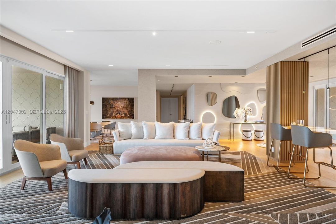 En Renta: $75,000 (5 camas, 5 baños, 6120 Pies cuadrados)