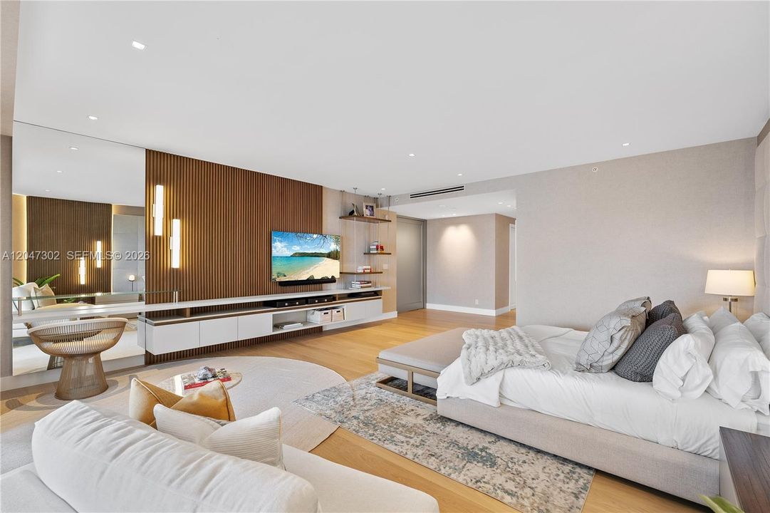 En Renta: $75,000 (5 camas, 5 baños, 6120 Pies cuadrados)