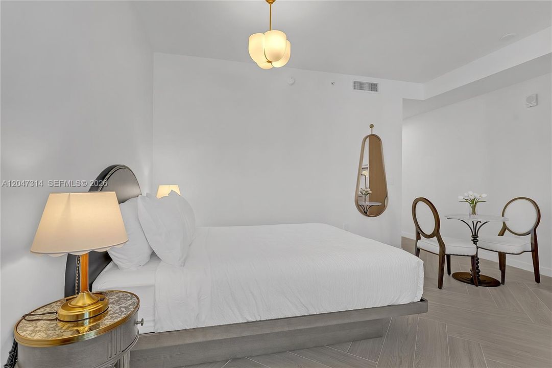For Rent: $4,000 (0 beds, 1 baths, 0 Square Feet)