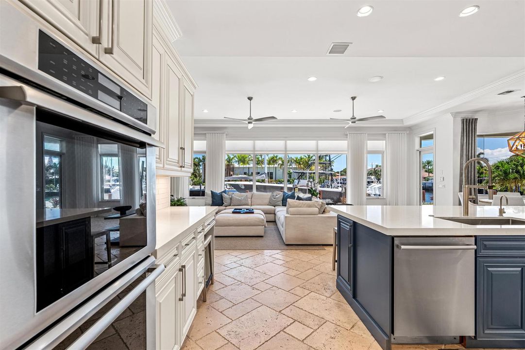KITCHEN_TO_FAMILY_ROOM