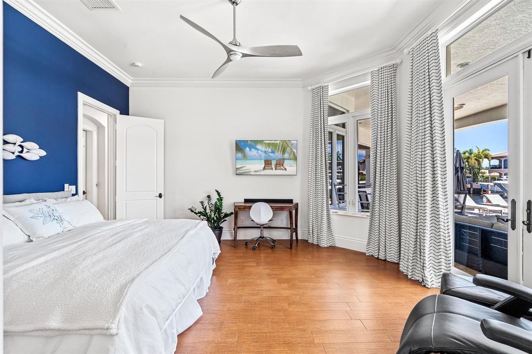 BEDROOM_1_STRAIGHT