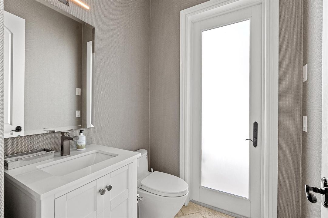 POWDER_ROOM