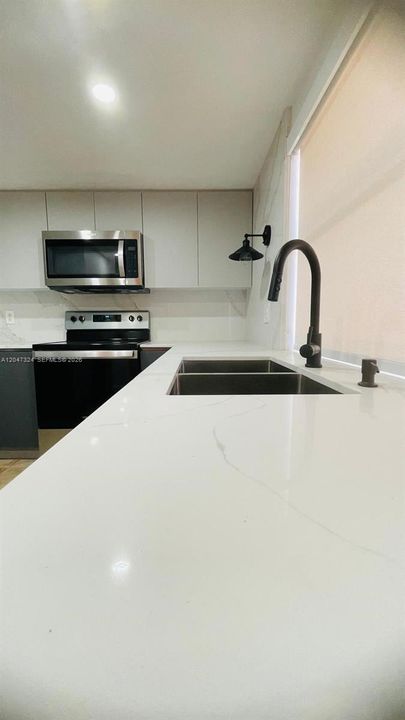 En Renta: $2,300 (2 camas, 1 baños, 710 Pies cuadrados)