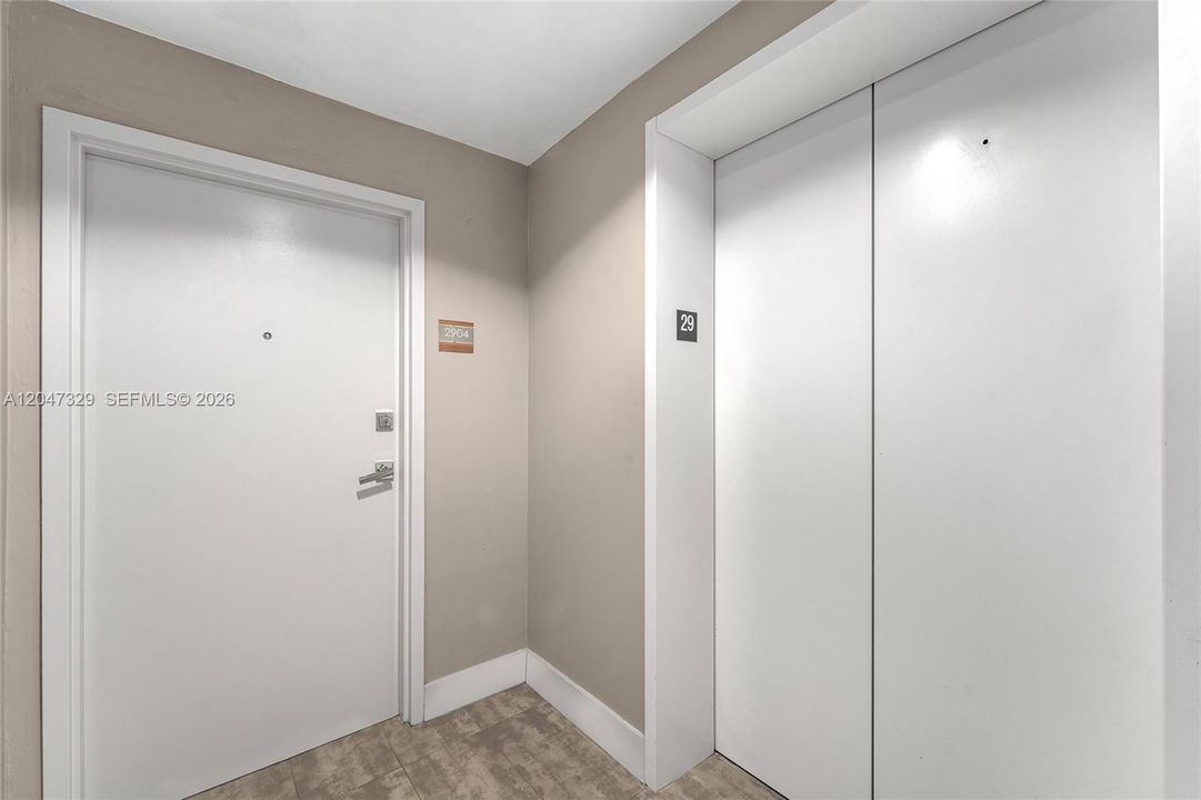 For Sale: $828,000 (3 beds, 3 baths, 1432 Square Feet)