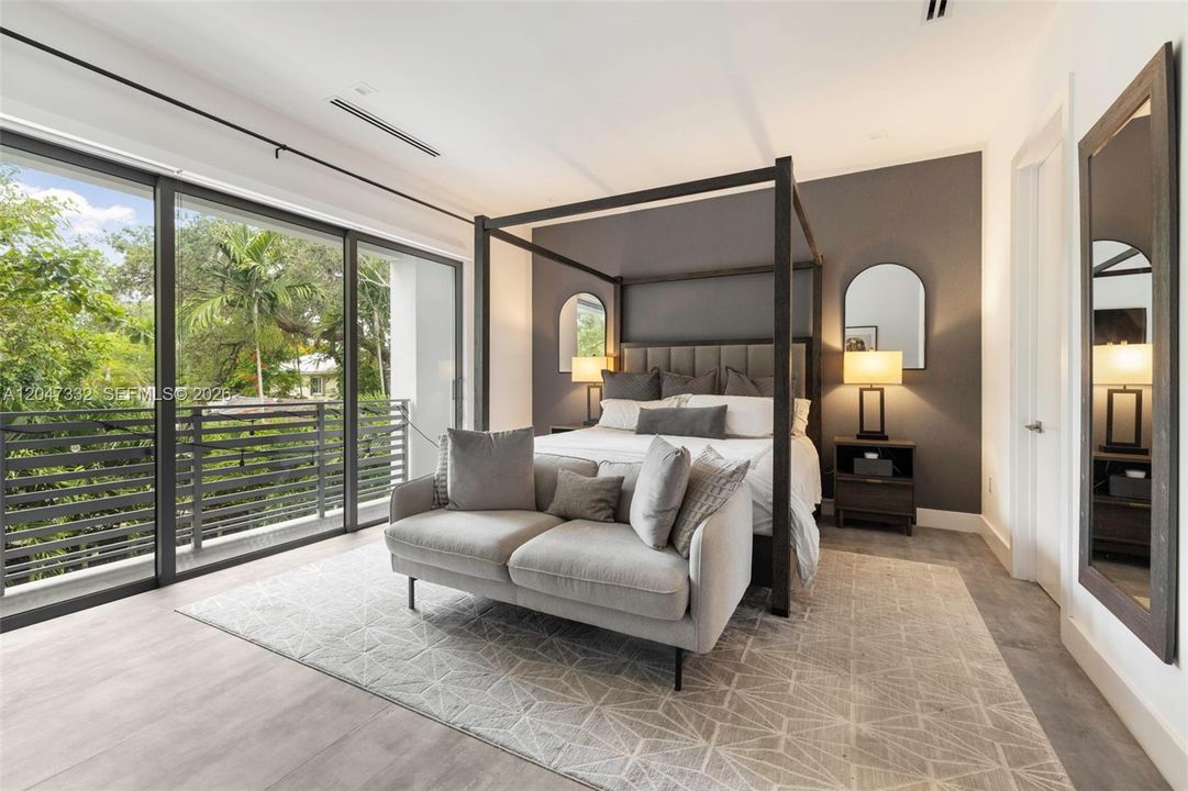 For Sale: $2,050,000 (3 beds, 4 baths, 2291 Square Feet)