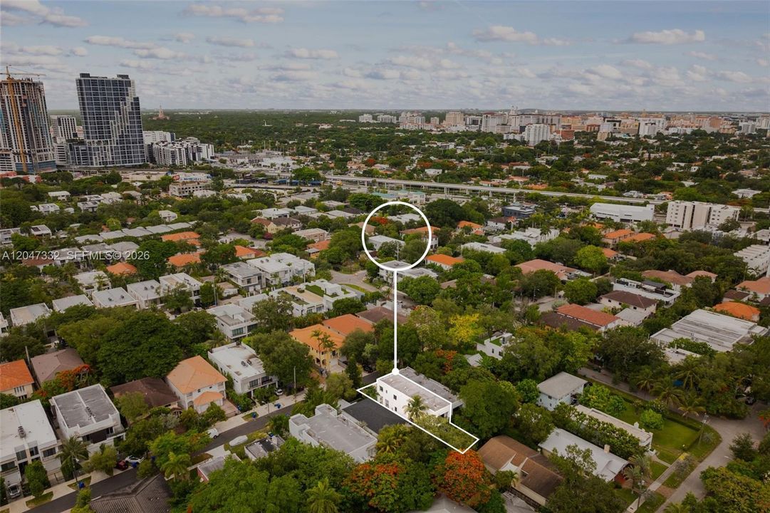 For Sale: $2,050,000 (3 beds, 4 baths, 2291 Square Feet)