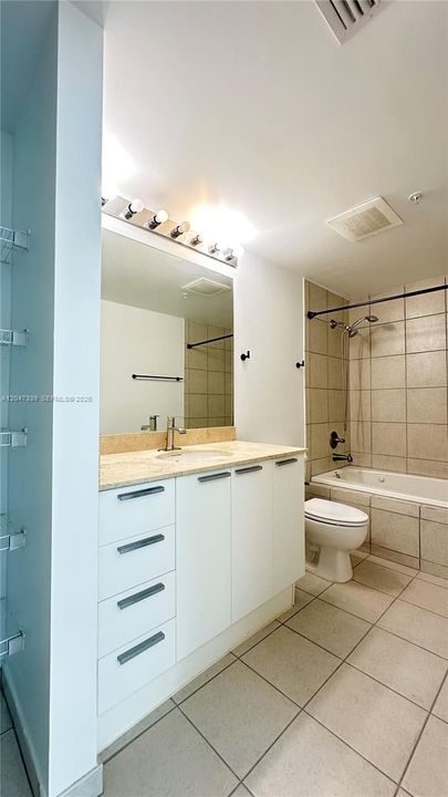 В аренду: $2,500 (1 спален, 1 ванн, 1035 Квадратных фут)