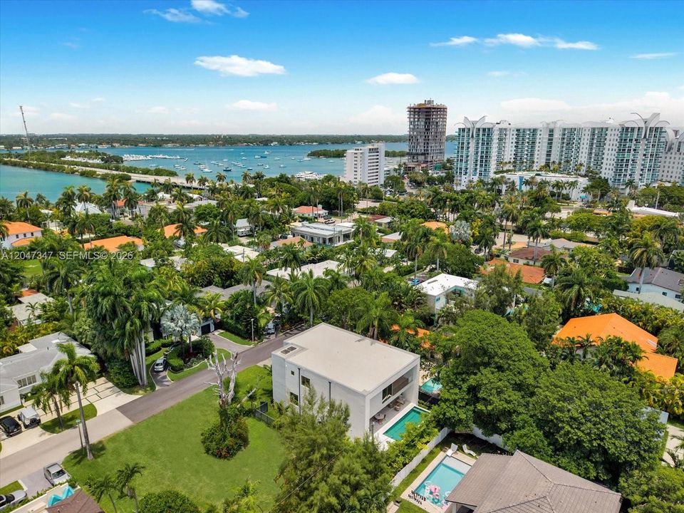 For Sale: $5,450,000 (5 beds, 5 baths, 4410 Square Feet)