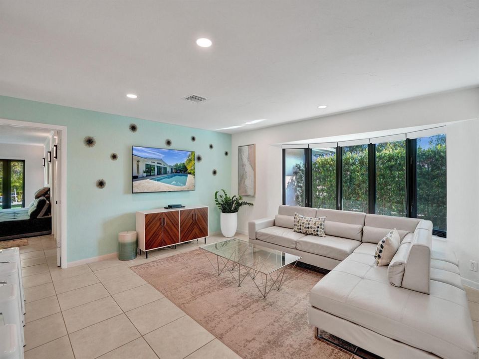 Front Living Room TV