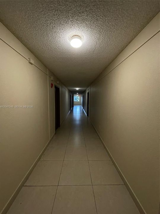 For Rent: $1,600 (1 beds, 1 baths, 429 Square Feet)