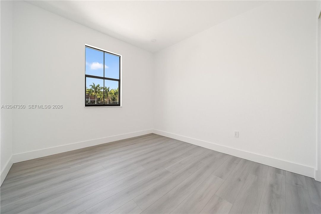 For Rent: $3,500 (3 beds, 2 baths, 1544 Square Feet)