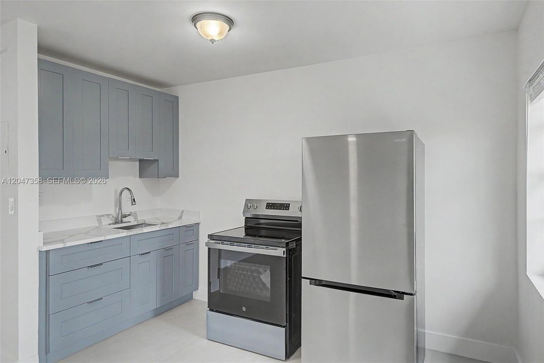 For Rent: $1,585 (1 beds, 1 baths, 600 Square Feet)