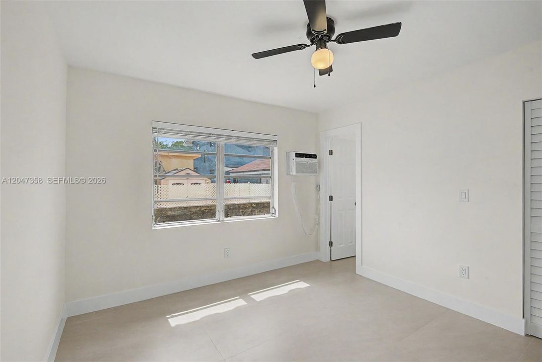 For Rent: $1,585 (1 beds, 1 baths, 600 Square Feet)