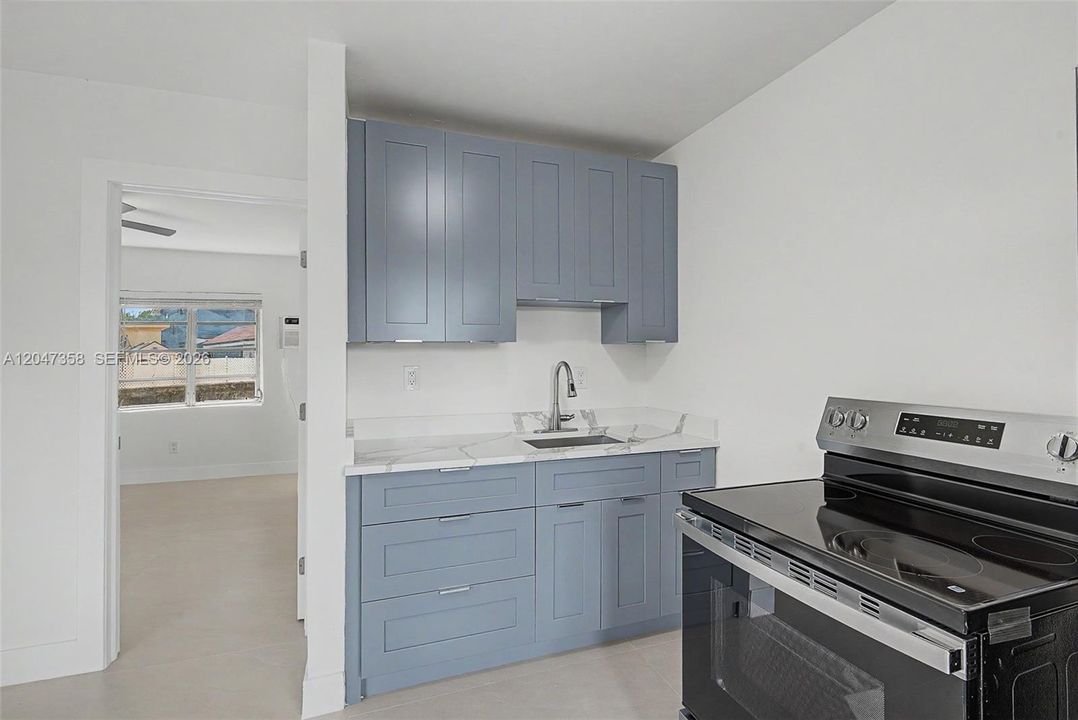 For Rent: $1,585 (1 beds, 1 baths, 600 Square Feet)