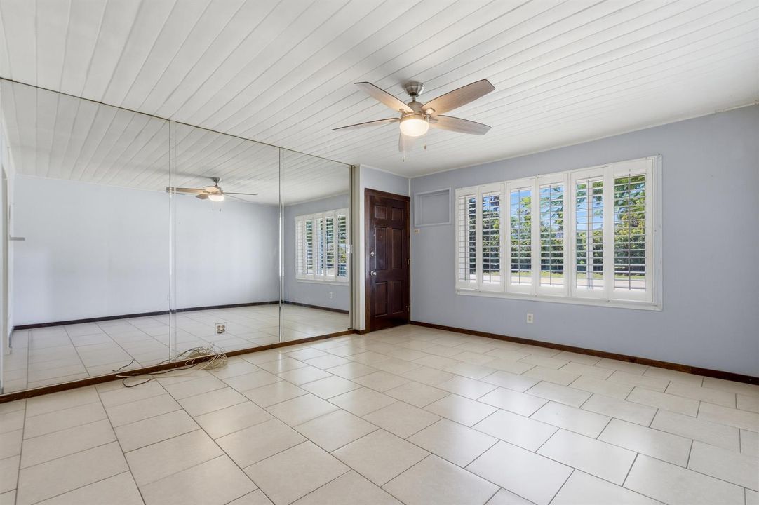 Right side living room