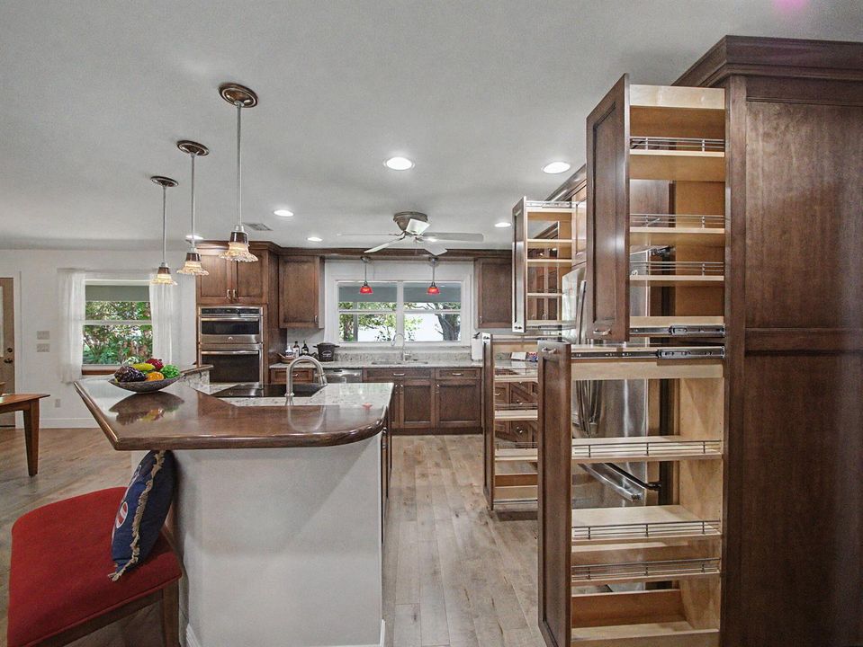 Pull Out Spice Racks