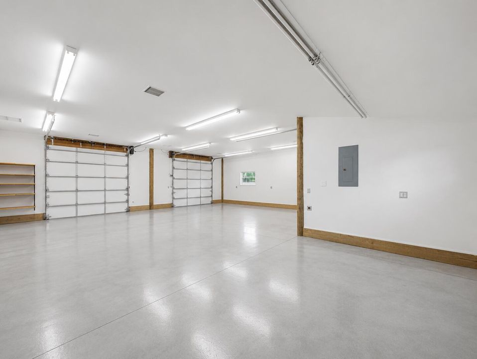 Garage 1