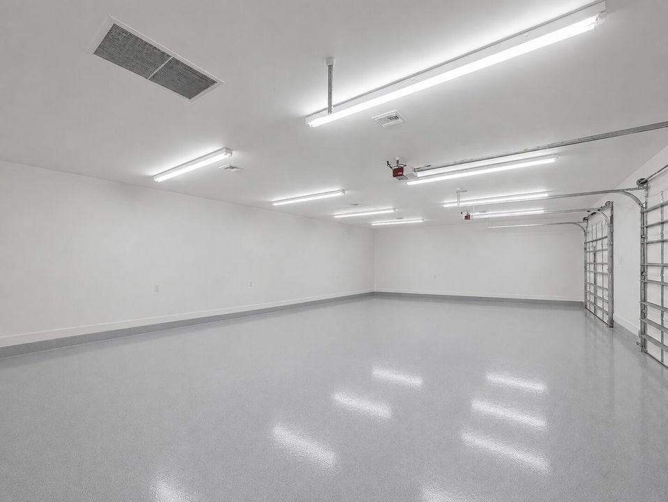 Garage 2 Virtual Empty