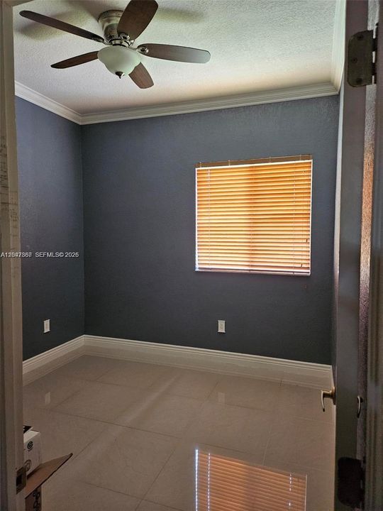 For Sale: $469,900 (3 beds, 2 baths, 1541 Square Feet)