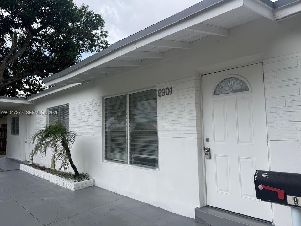 En Venta: $485,000 (3 camas, 2 baños, 1382 Pies cuadrados)