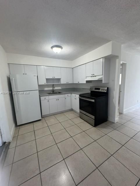 En Venta: $485,000 (3 camas, 2 baños, 1382 Pies cuadrados)