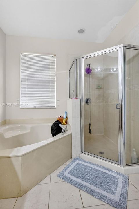 На продажу: $370,000 (3 спален, 2 ванн, 1530 Квадратных фут)