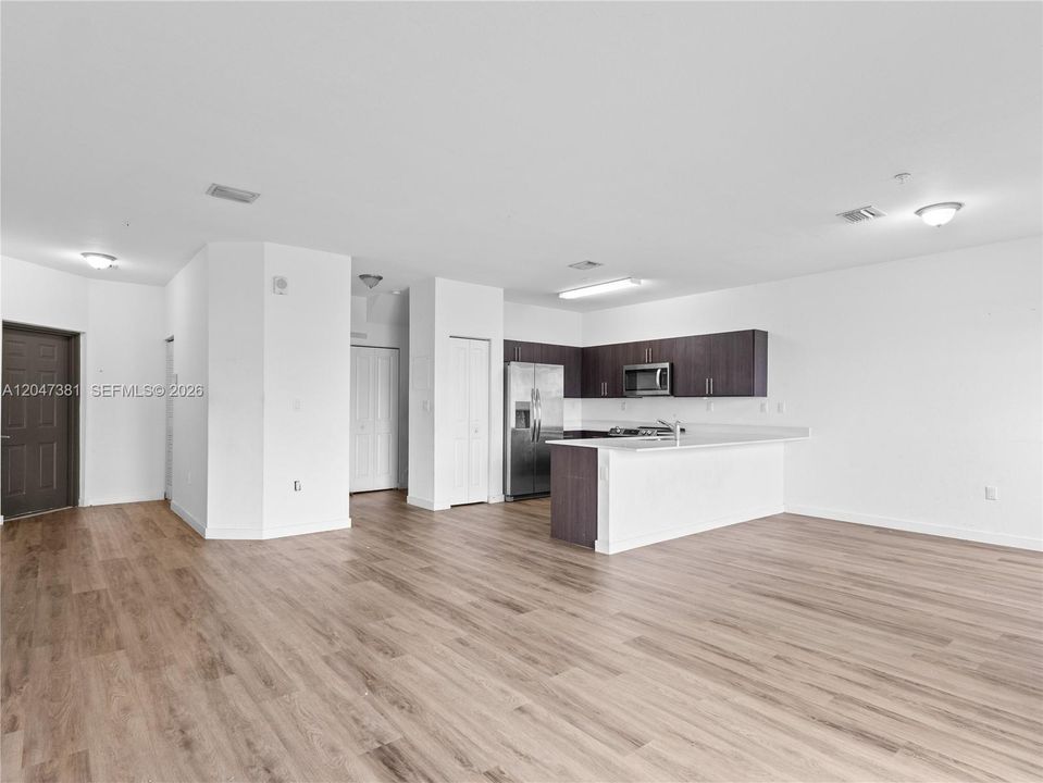 На продажу: $456,000 (3 спален, 2 ванн, 1313 Квадратных фут)