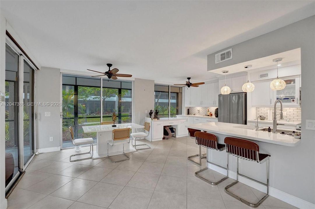 For Rent: $3,000 (2 beds, 2 baths, 1320 Square Feet)