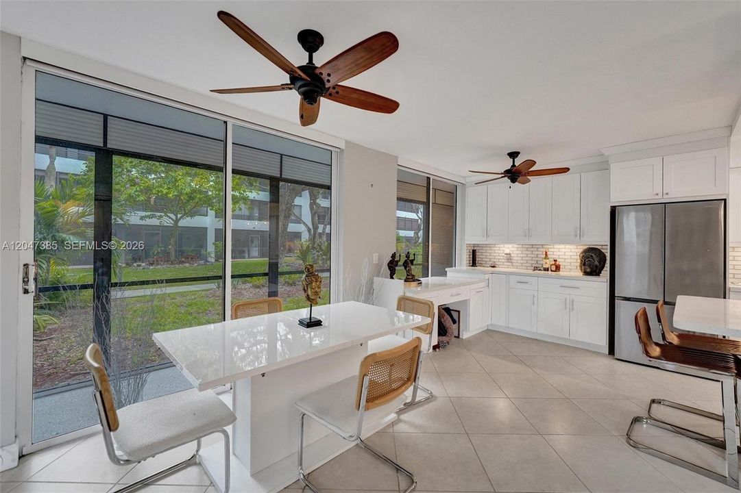 For Rent: $3,000 (2 beds, 2 baths, 1320 Square Feet)