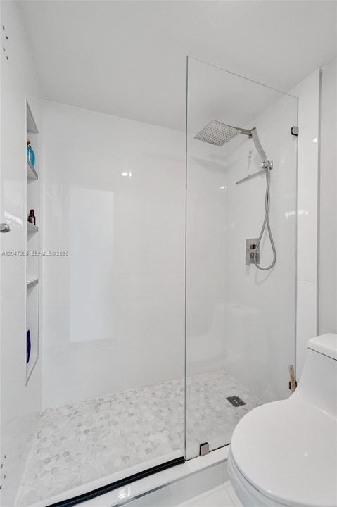 For Rent: $3,000 (2 beds, 2 baths, 1320 Square Feet)