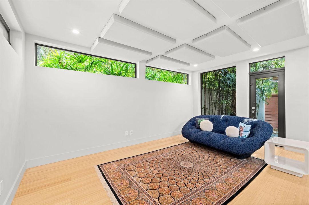 FAMILY ROOM AREA