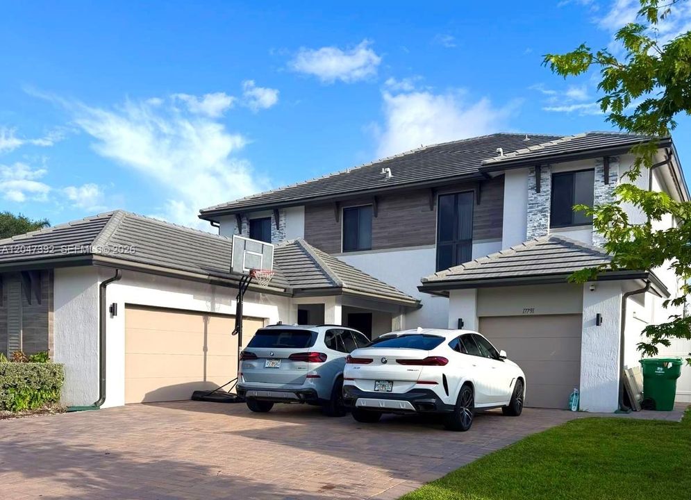 For Sale: $1,349,000 (4 beds, 4 baths, 4073 Square Feet)