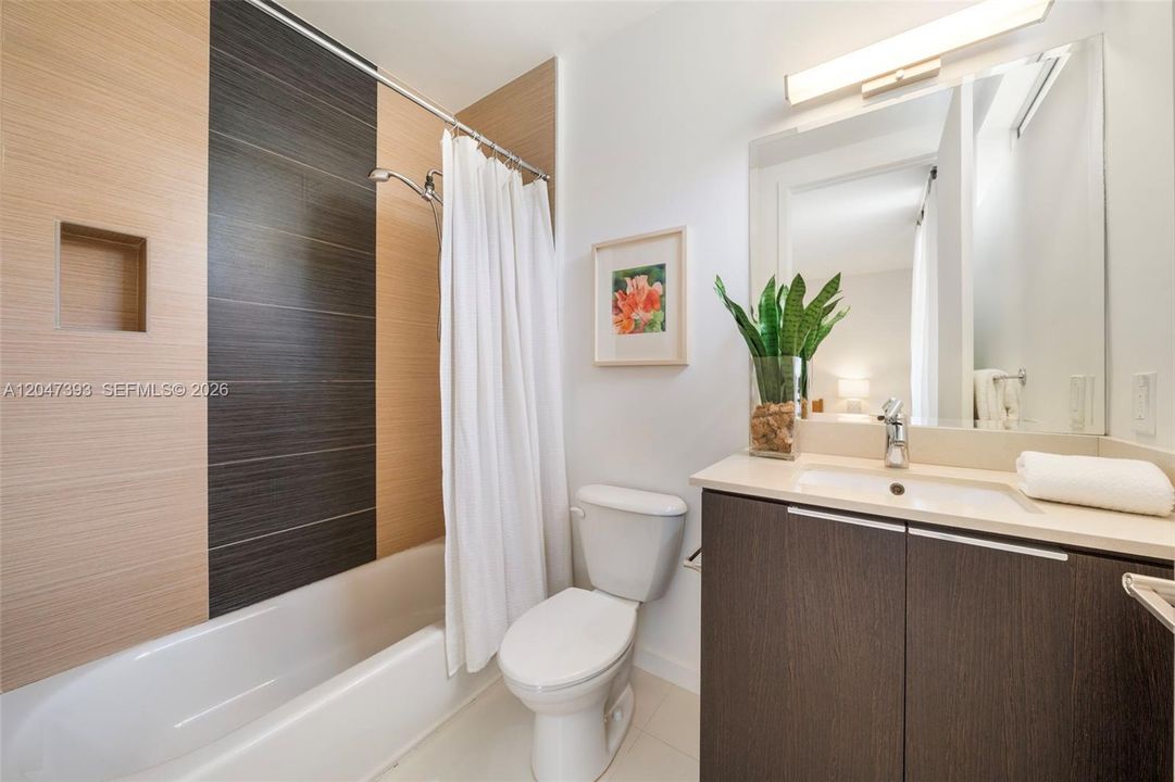 For Sale: $2,495,000 (3 beds, 4 baths, 2593 Square Feet)